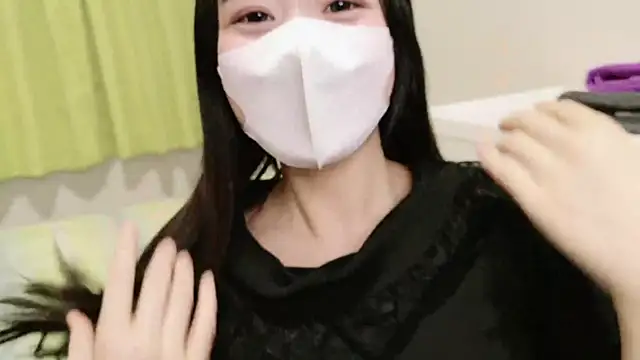 Mia--meow online show from 01.28.25