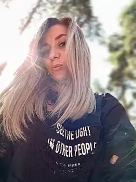 Crazy-Rosa online show from 03.20.25