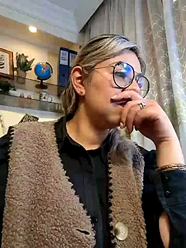 Cata Office-12 online show from 01.30.25