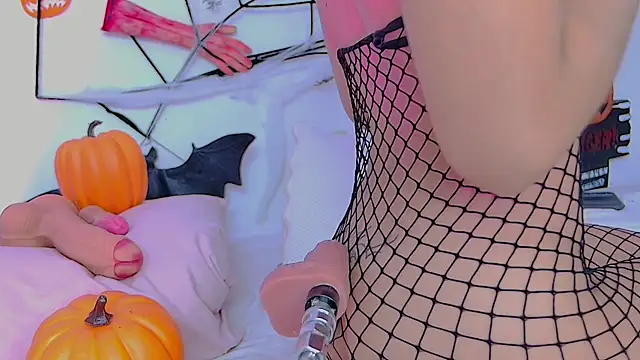 LinayAndValenMVP online show from 10.15.25