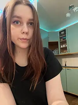 Marylallka5 online show from 12.14.24