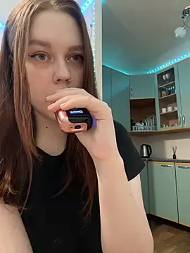 Marylallka5 online show from 12.15.24