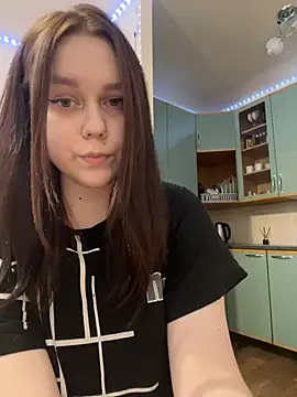 Marylallka5 online show from 12.24.24