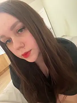 Marylallka5 online show from 10.16.25