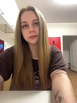 Marylallka5 online show from 04.12.26