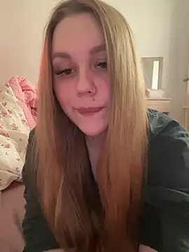 Marylallka5 online show from 05.31.26