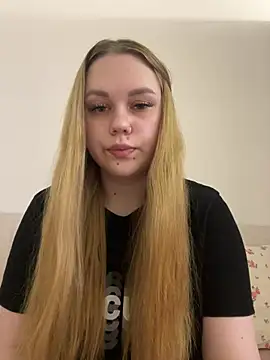 Marylallka5 online show from 06.30.26