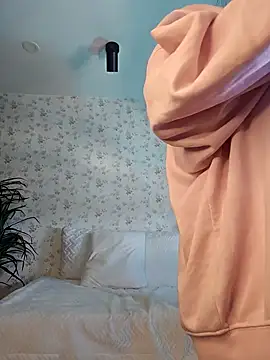 valery mora online show from 01.30.25