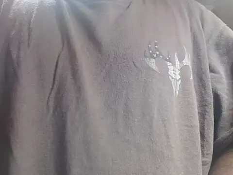 Snapshot of lover_camer chatting on 10.20.25 lover camer online show from 10.20.25