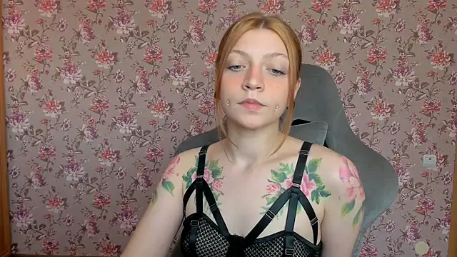 Snapshot of Lolly_Haze chatting on 06.09.26 Lolly Haze online show from 06.09.26