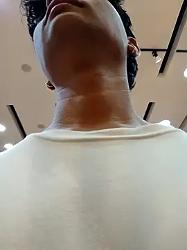  Ottis  online show from 01.04.25