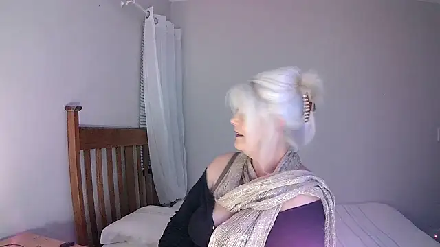 Miahotmilf online show from 01.29.25