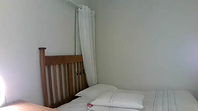 Miahotmilf online show from 03.08.25