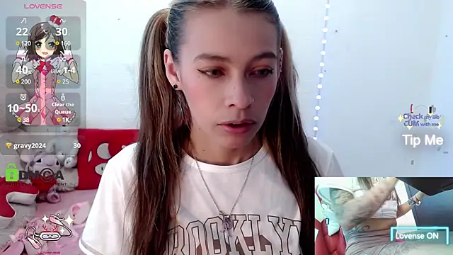 sweetlittlelisa online show from 02.05.25