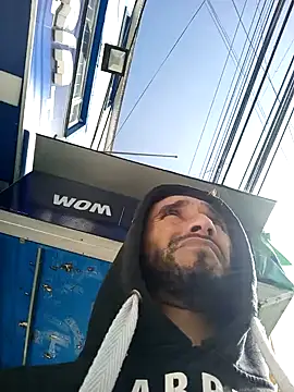 Snapshot of weedmanhot28 chatting on 12.25.24 weedmanhot28 online show from 12.25.24