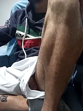 Snapshot of weedmanhot28 chatting on 01.22.25 weedmanhot28 online show from 01.22.25