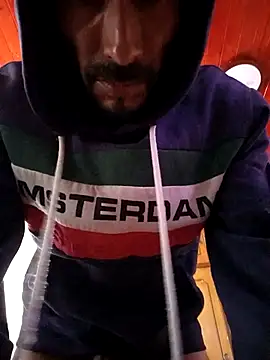 Snapshot of weedmanhot28 chatting on 10.20.25 weedmanhot28 online show from 10.20.25