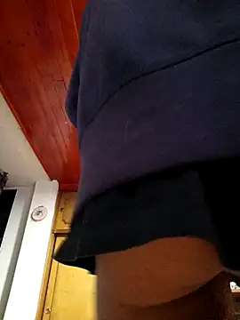 Snapshot of weedmanhot28 chatting on 10.29.25 weedmanhot28 online show from 10.29.25