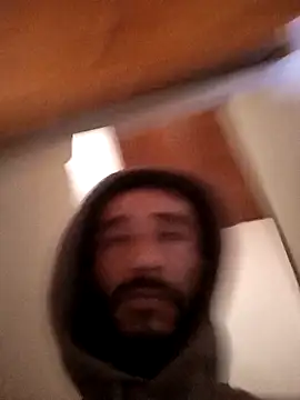 Snapshot of weedmanhot28 chatting on 12.21.25 weedmanhot28 online show from 12.21.25