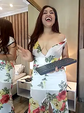 MonicaMoret online show from 03.14.25