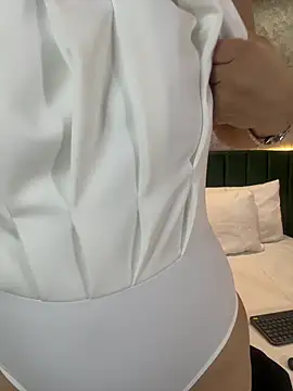 MonicaMoret online show from 07.02.26
