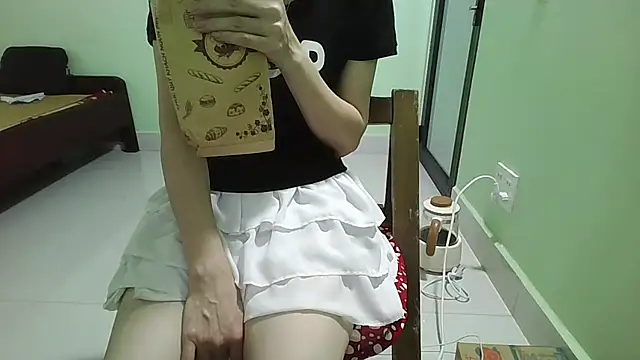 Snapshot of Luxcute286 chatting on 09.14.25 Luxcute286 online show from 09.14.25