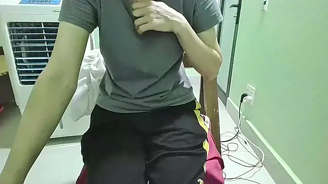 Snapshot of Luxcute286 chatting on 10.03.25 Luxcute286 online show from 10.03.25