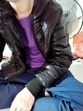 Snapshot of Luxcute286 chatting on 10.26.25 Luxcute286 online show from 10.26.25