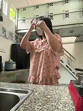 Baby Claraa online show from 03.16.25