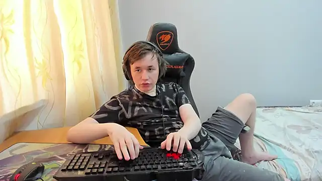 iliaskrislove online show from 04.16.26