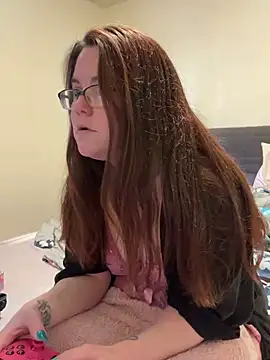 FreakNastyLacie online show from 02.14.25