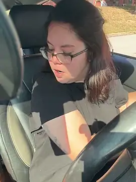 FreakNastyLacie online show from 09.18.25