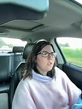 FreakNastyLacie online show from 10.28.25