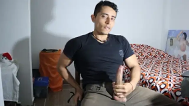 Snapshot of SeanToro chatting on 12.16.25 SeanToro online show from 12.16.25