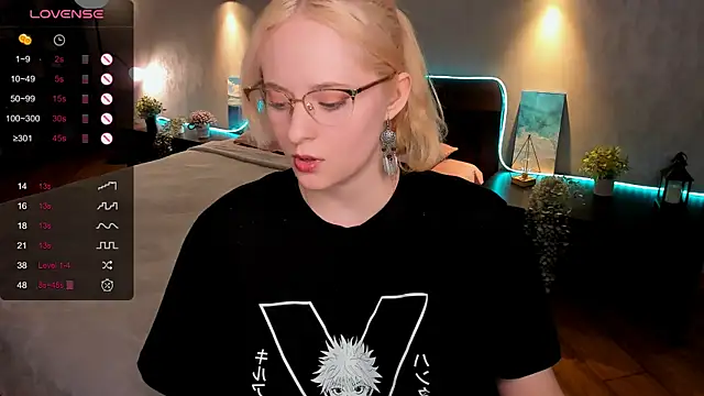 Aemilia  online show from 02.06.25