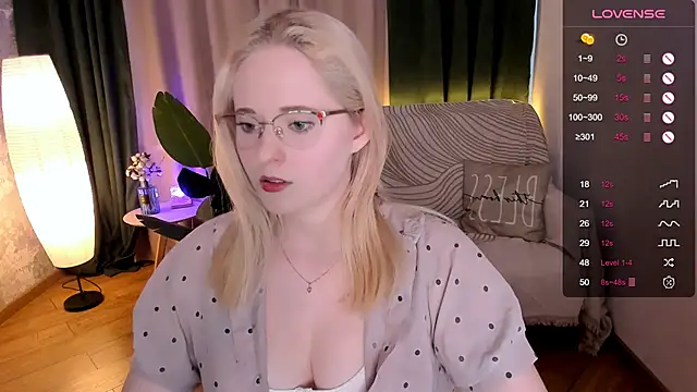 Aemilia  online show from 03.04.25