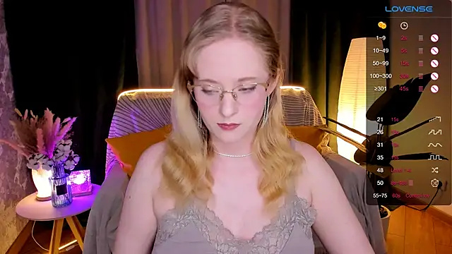 Aemilia  online show from 01.13.26