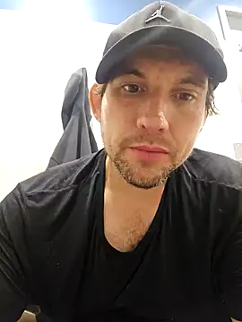 Snapshot of notsure353 chatting on 09.19.25 notsure353 online show from 09.19.25