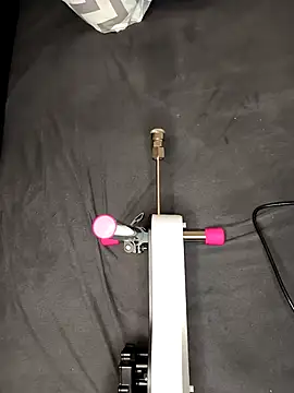 Linalicious online show from 11.20.25