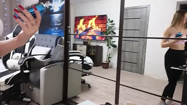 Strip-Lady online show from 12.16.25