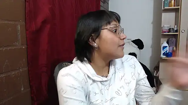 SWEETT CORY online show from 04.06.26