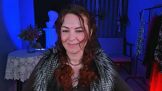 Snapshot of VandaRossi chatting on 01.19.25 VandaRossi online show from 01.19.25