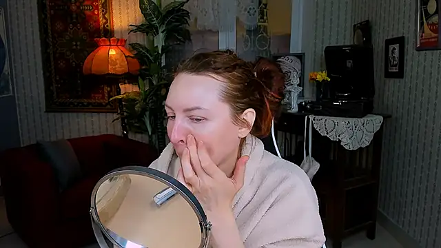 Snapshot of VandaRossi chatting on 01.23.25 VandaRossi online show from 01.23.25