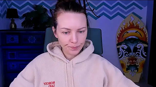 Snapshot of VandaRossi chatting on 02.09.25 VandaRossi online show from 02.09.25