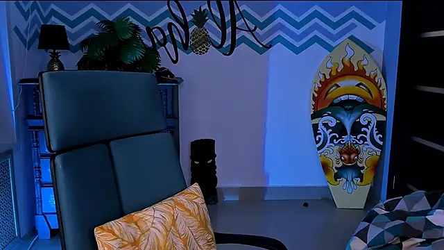 Snapshot of VandaRossi chatting on 02.09.25 VandaRossi online show from 02.09.25