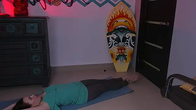 Snapshot of VandaRossi chatting on 02.19.25 VandaRossi online show from 02.19.25