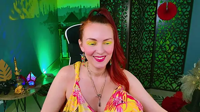 Snapshot of VandaRossi chatting on 02.23.25 VandaRossi online show from 02.23.25