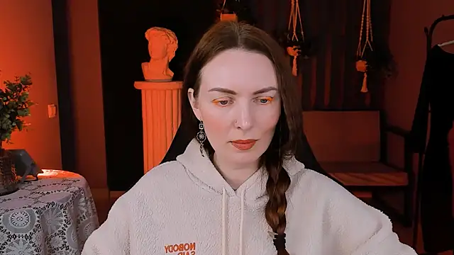 Snapshot of VandaRossi chatting on 02.27.25 VandaRossi online show from 02.27.25