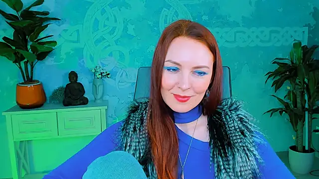 Snapshot of VandaRossi chatting on 03.05.25 VandaRossi online show from 03.05.25