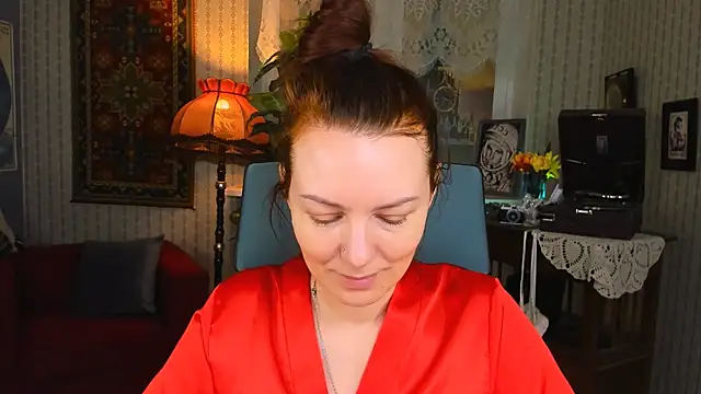 Snapshot of VandaRossi chatting on 03.09.25 VandaRossi online show from 03.09.25